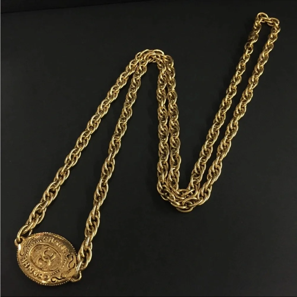 Vintage CHANEL Logo Medallion Necklace Long Oval Arabesque Pendant Necklace